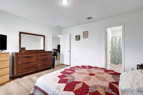 9015 Lunar Cove San Antonio TX 78252