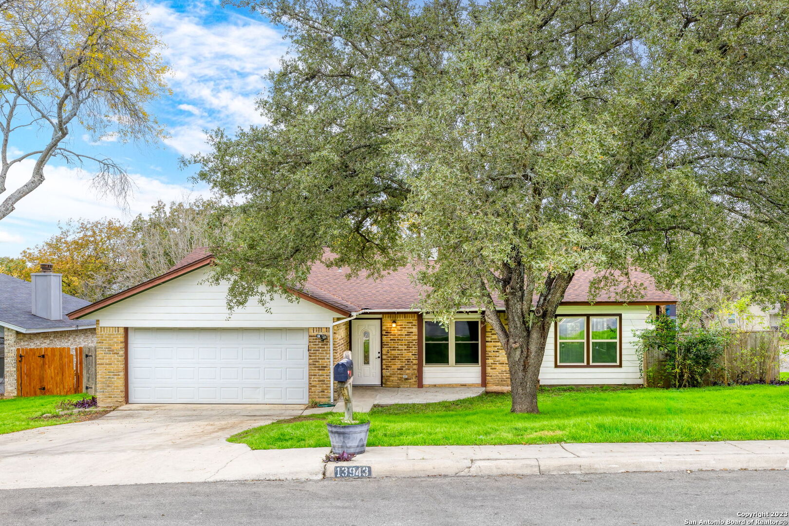 13943 S Village Drive San Antonio TX 78249