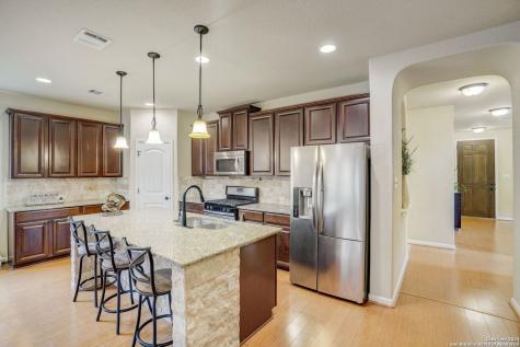 5815 Quiet Glen Drive San Antonio TX 78240