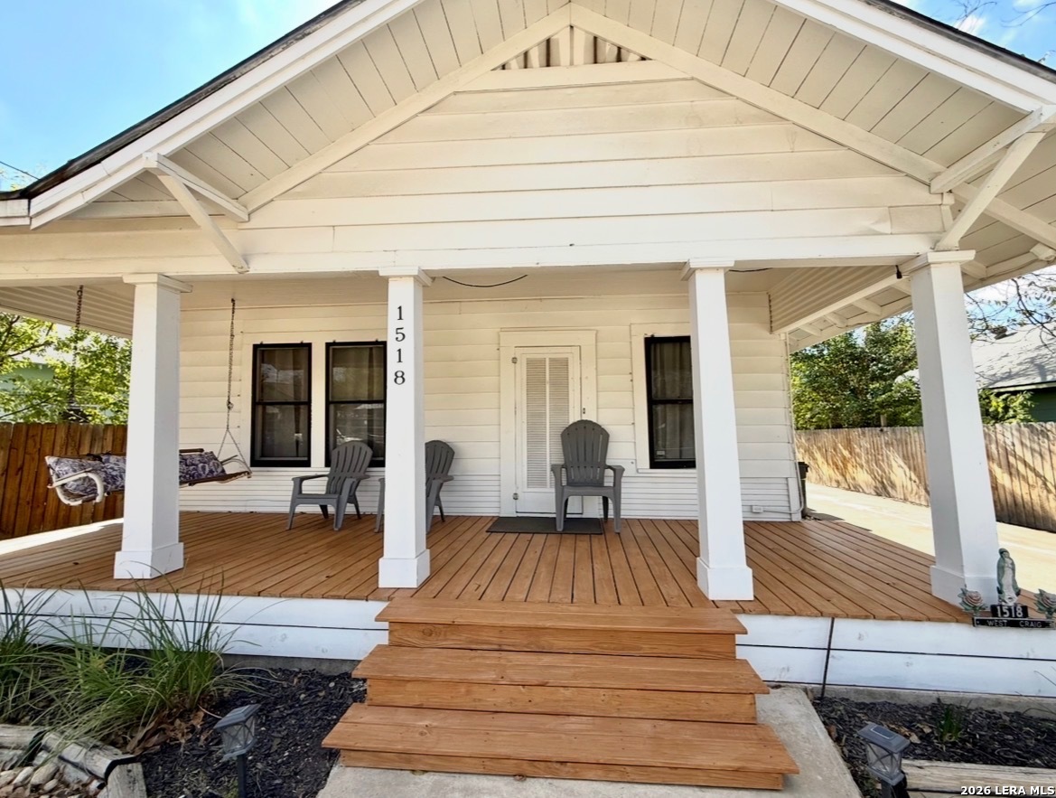 1518 W Craig Place San Antonio TX 78201