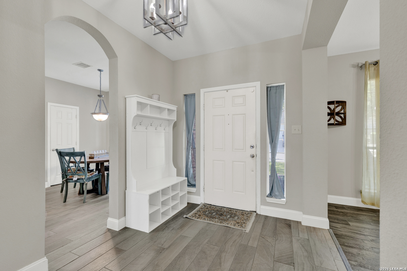 2738 Summit View San Antonio TX 78261