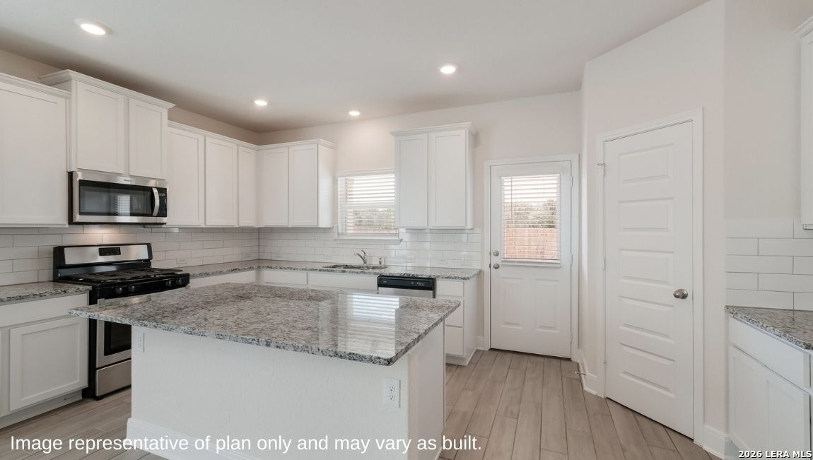 213 Rolling River Cibolo TX 78108