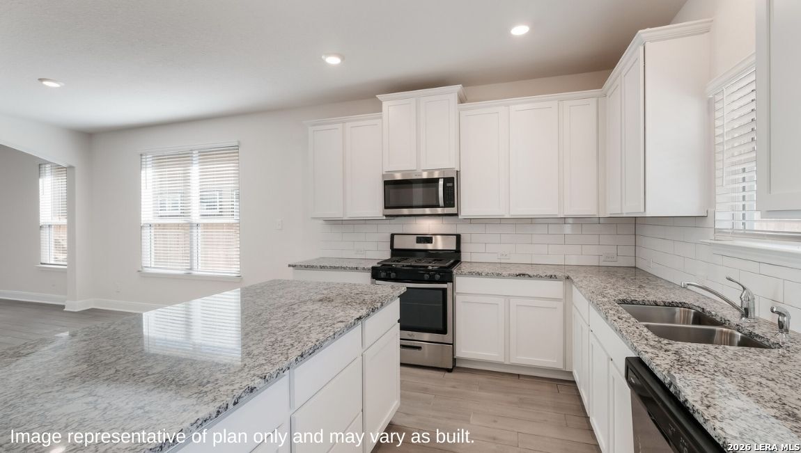 213 Rolling River Cibolo TX 78108