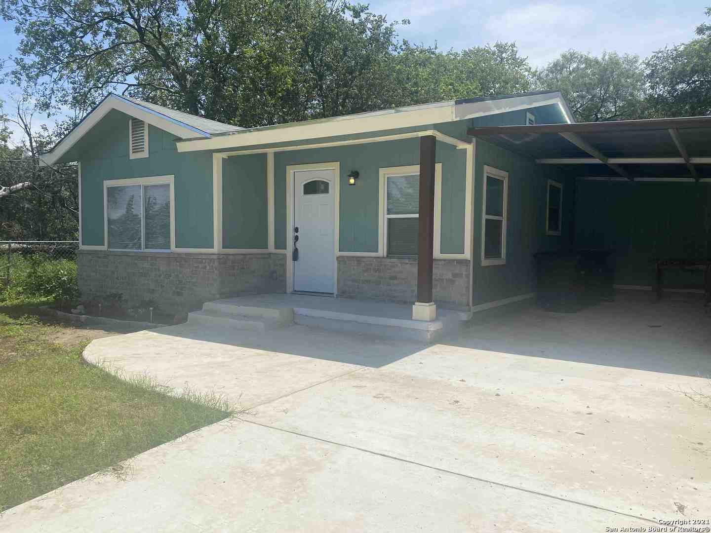 2010 S Callaghan Road San Antonio TX 78227