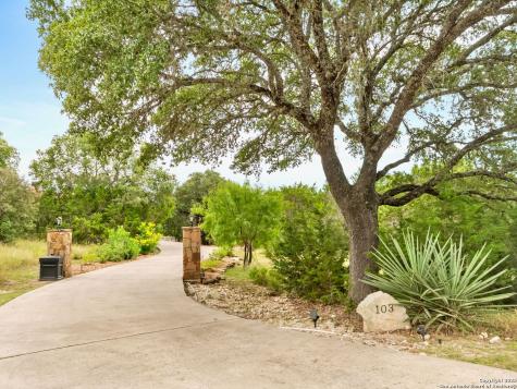 103 Castle Rock Boerne TX 78006