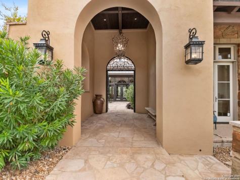 103 Castle Rock Boerne TX 78006