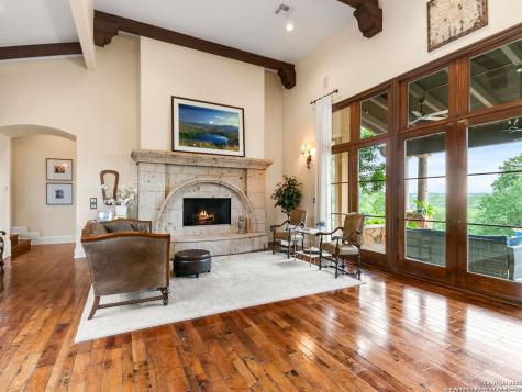 103 Castle Rock Boerne TX 78006