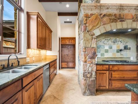 103 Castle Rock Boerne TX 78006