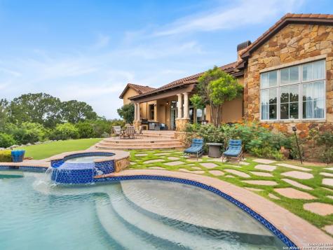103 Castle Rock Boerne TX 78006