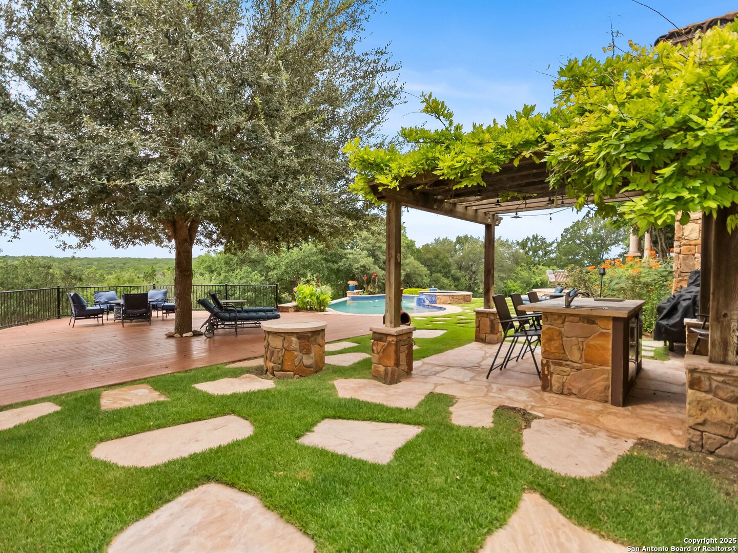 103 Castle Rock Boerne TX 78006