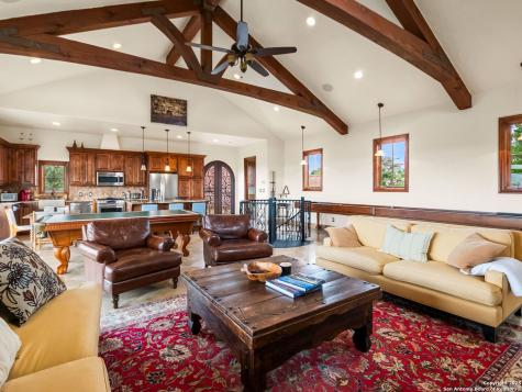 103 Castle Rock Boerne TX 78006