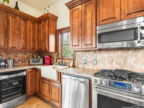 103 Castle Rock Boerne TX 78006
