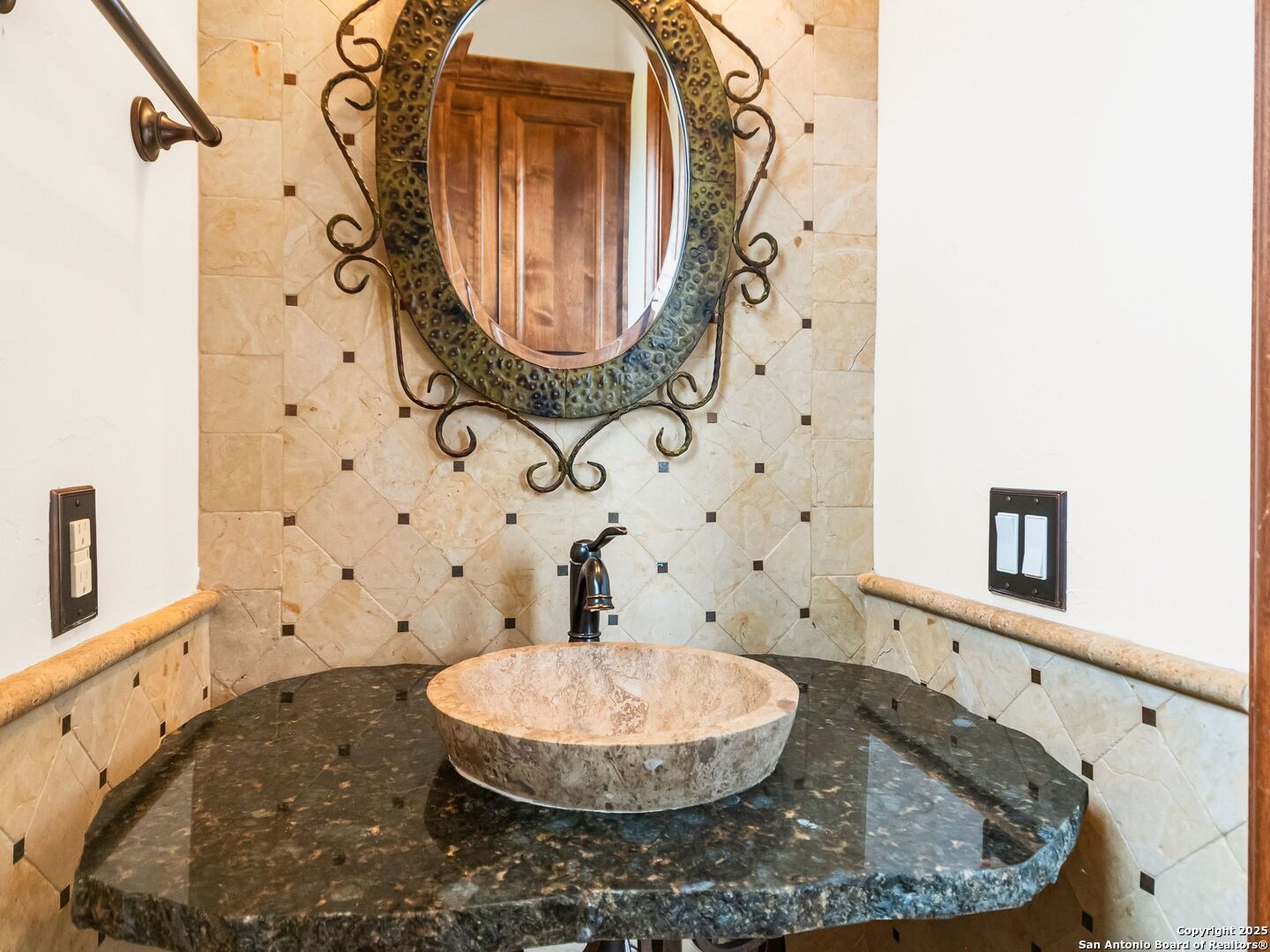 103 Castle Rock Boerne TX 78006