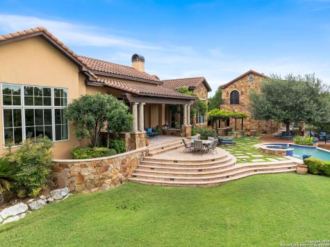 103 Castle Rock Boerne TX 78006