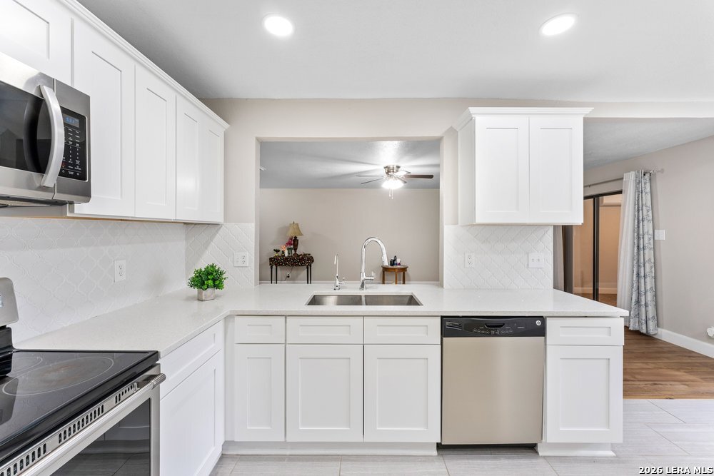 9238 Bowen Drive San Antonio TX 78250
