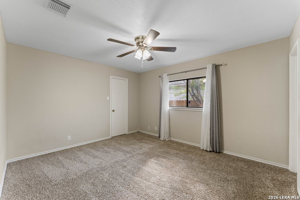 9238 Bowen Drive San Antonio TX 78250
