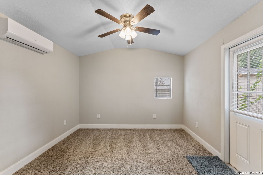 9238 Bowen Drive San Antonio TX 78250