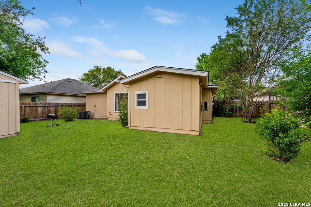 9238 Bowen Drive San Antonio TX 78250