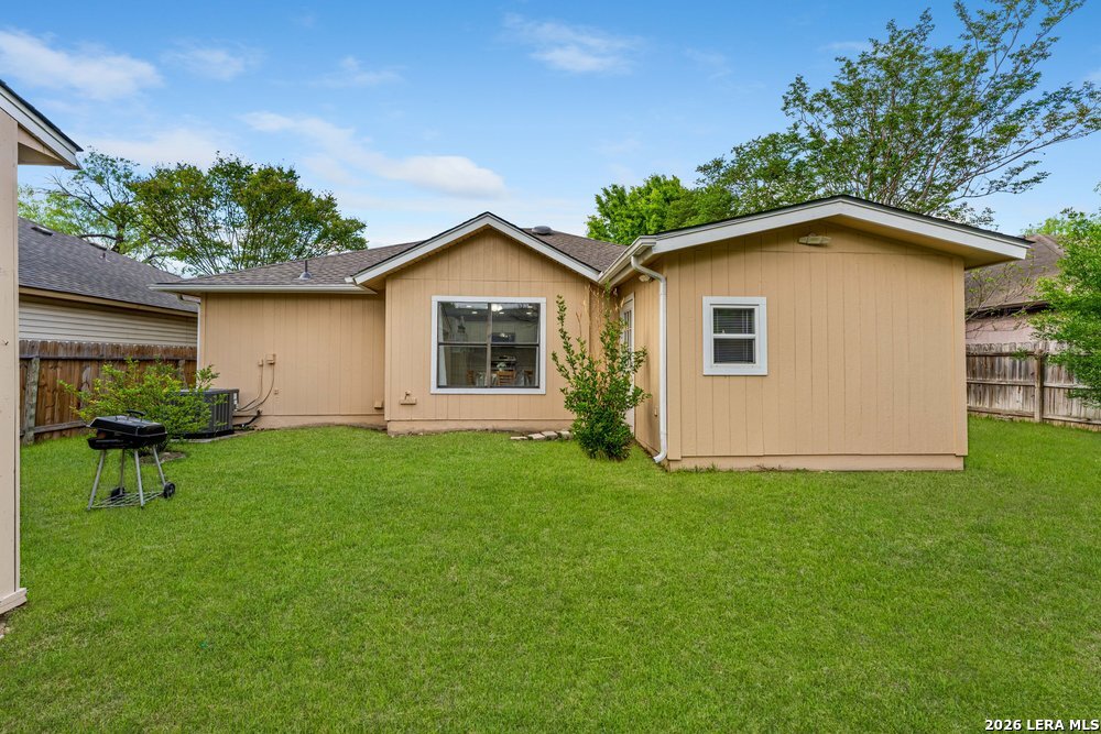 9238 Bowen Drive San Antonio TX 78250