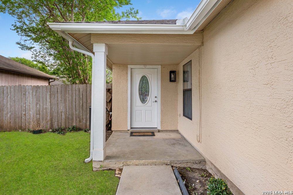 9238 Bowen Drive San Antonio TX 78250