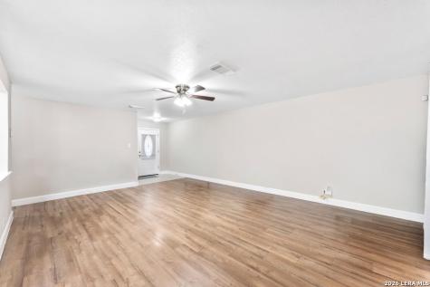 9238 Bowen Drive San Antonio TX 78250