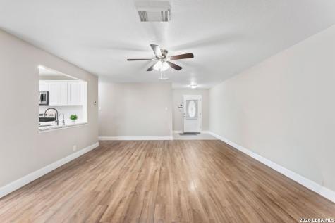 9238 Bowen Drive San Antonio TX 78250