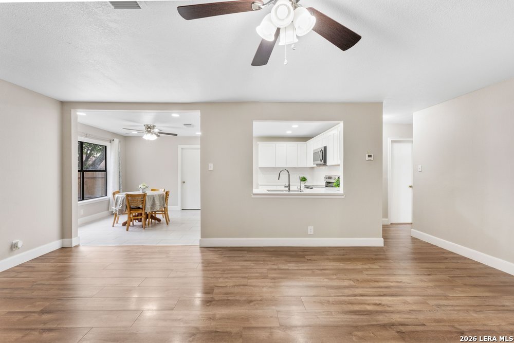 9238 Bowen Drive San Antonio TX 78250