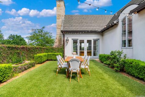 105 Lodge Springs Boerne TX 78006
