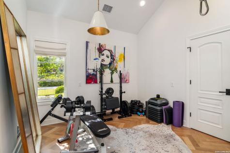 105 Lodge Springs Boerne TX 78006