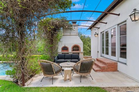 105 Lodge Springs Boerne TX 78006