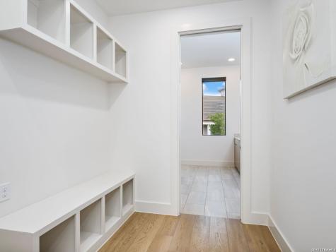 211 Wellesley Hill San Antonio TX 78231