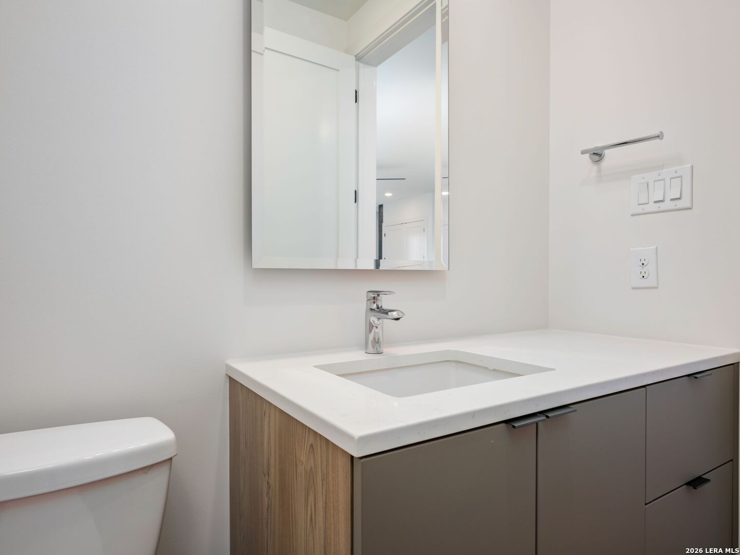211 Wellesley Hill San Antonio TX 78231