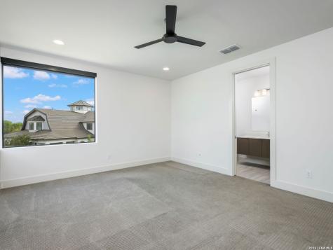 211 Wellesley Hill San Antonio TX 78231