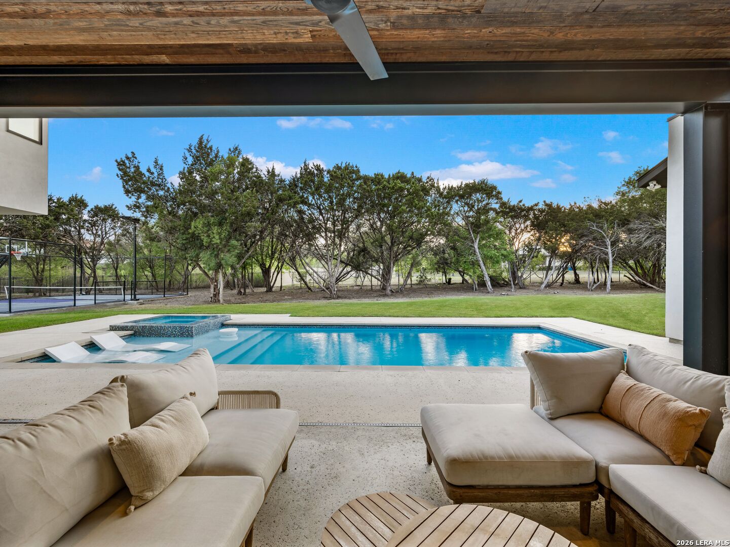211 Wellesley Hill San Antonio TX 78231