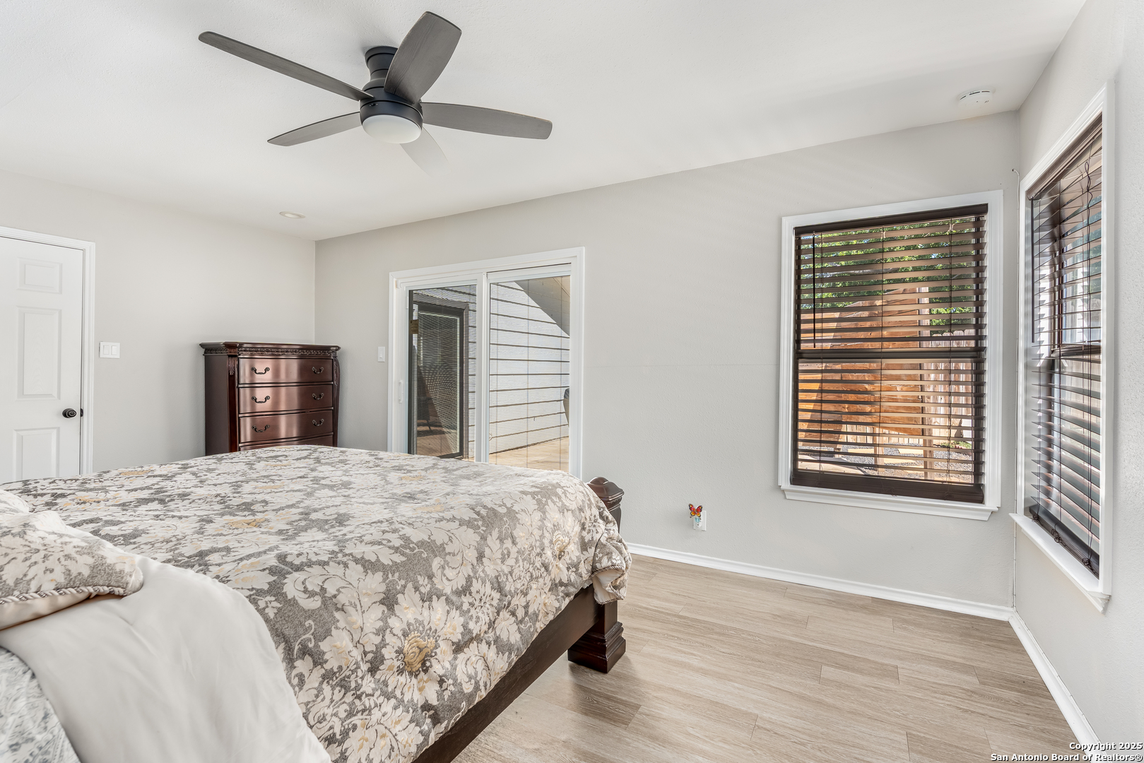9807 Sugarloaf San Antonio TX 78245