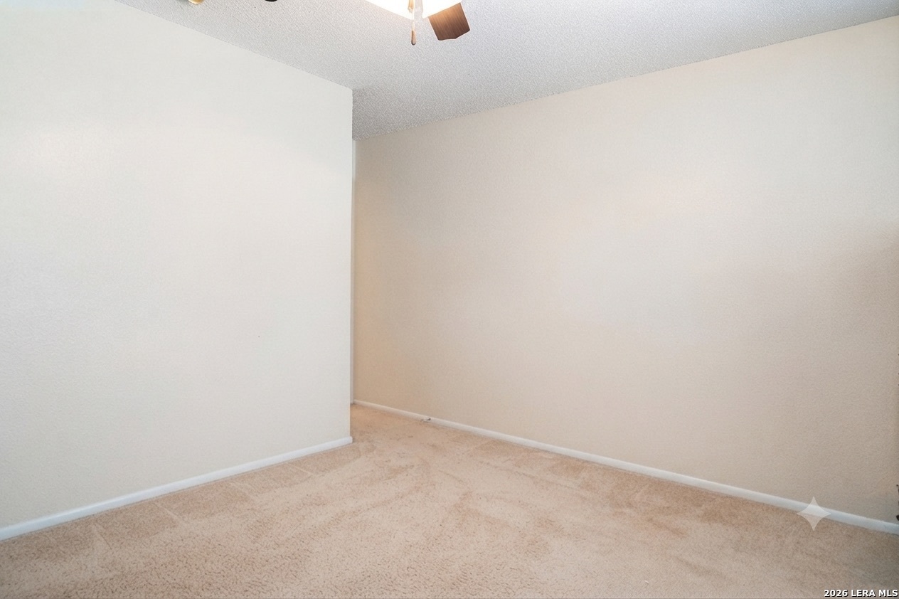 13343 Galicia Universal City TX 78148