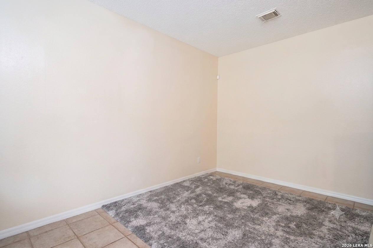 13343 Galicia Universal City TX 78148