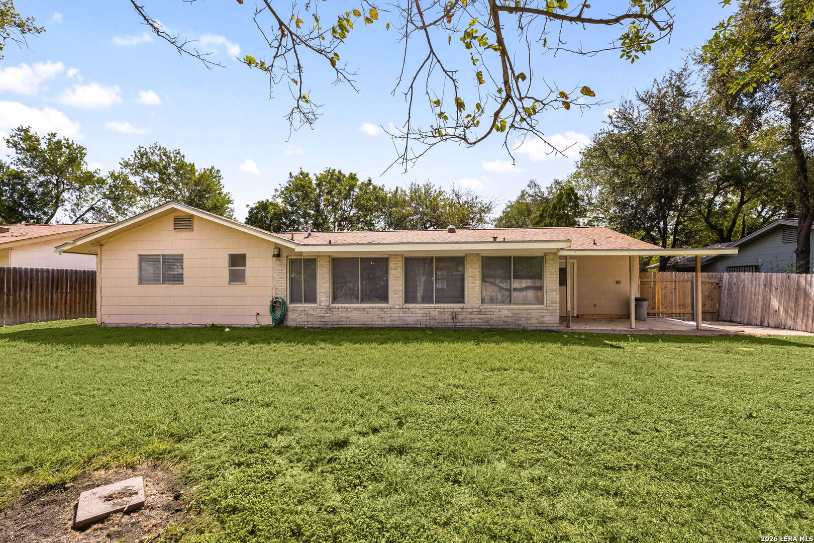 5247 Round Table San Antonio TX 78218
