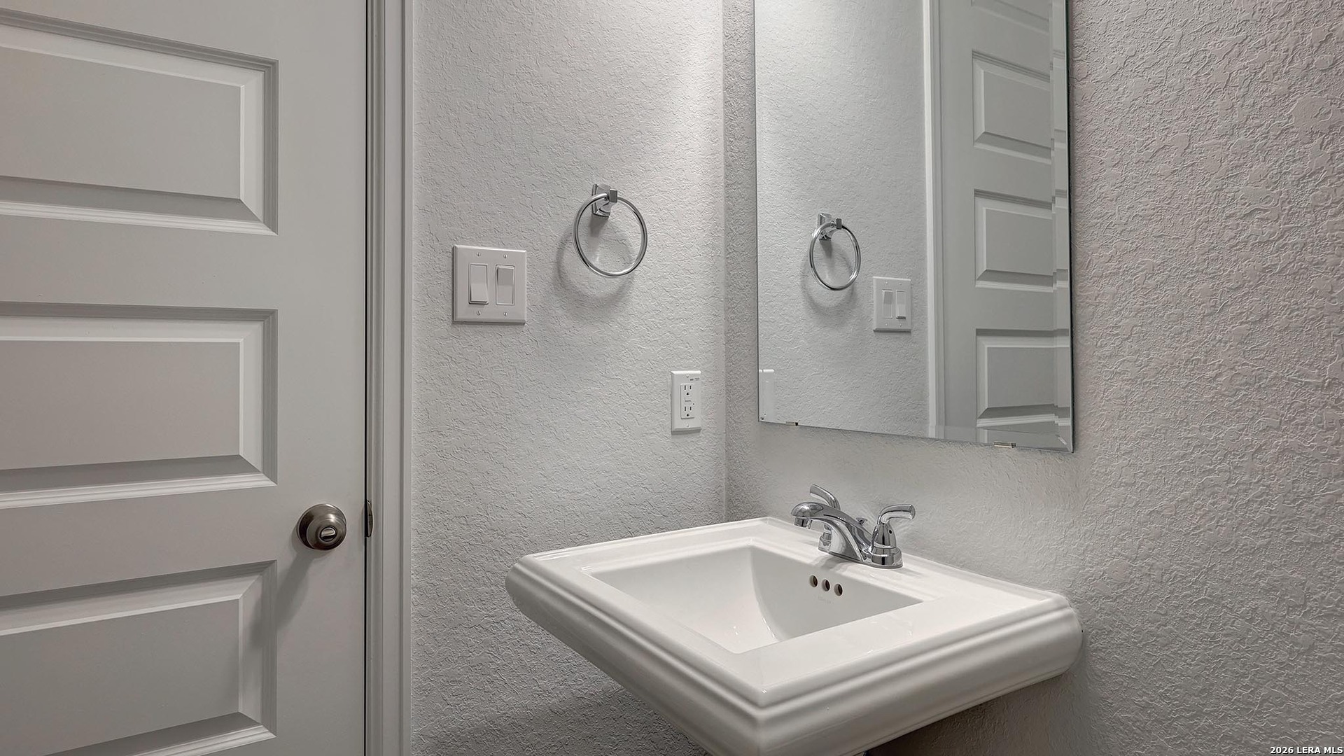 338 Haby Hill San Antonio TX 78253