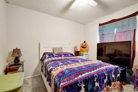 4514 Lakeway San Antonio TX 78244