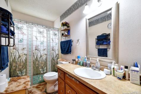 4514 Lakeway San Antonio TX 78244