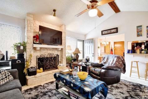 4514 Lakeway San Antonio TX 78244