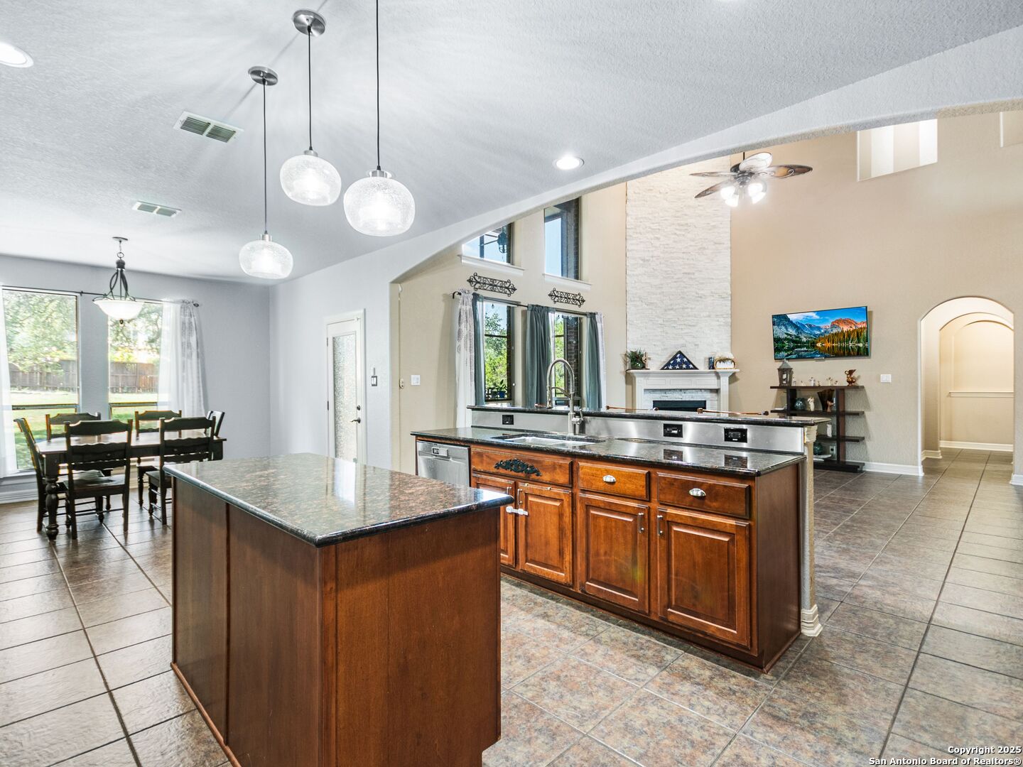 2815 Roan Creek San Antonio TX 78259
