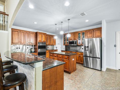 2815 Roan Creek San Antonio TX 78259