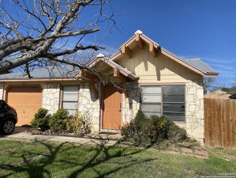 9755 Hidden Swan San Antonio TX 78250