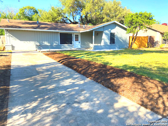 6235 Flint Rock Drive San Antonio TX 78238