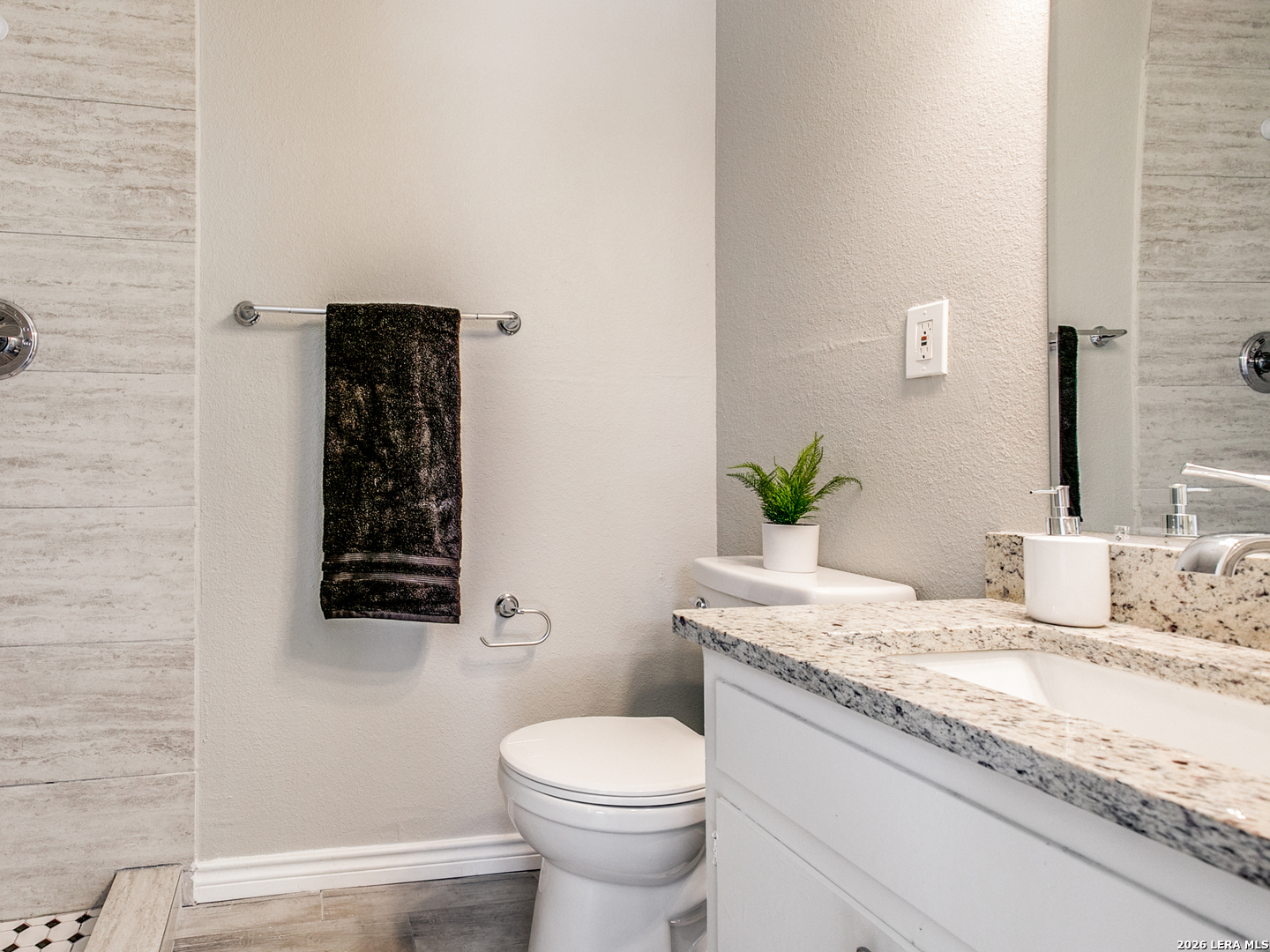 6235 Flint Rock Drive San Antonio TX 78238