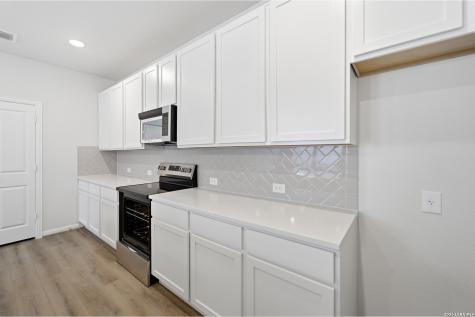 2906 Tengyc Bow San Antonio TX 78245