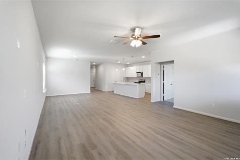 2906 Tengyc Bow San Antonio TX 78245