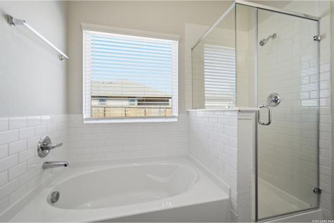 2906 Tengyc Bow San Antonio TX 78245